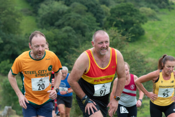 Runners climbing Eccles Pike